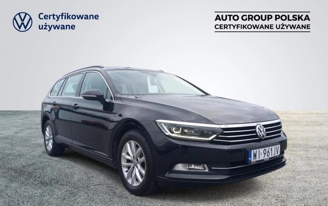Volkswagen Passat cena 76500 przebieg: 104500, rok produkcji 2019 z Radzyń Podlaski małe 277